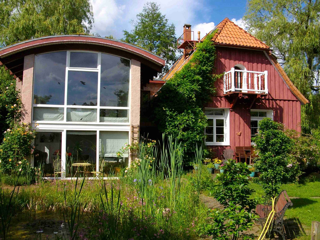 Verkauft: Ehemaliger Bahnhof in Bohndorf - Nicola Schaper Immobilien